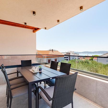 Sea Bay View Apartment - Appartement Avec Piscine Et Magnifique Vue Sur Mer Sveti Filip i Jakov Dış mekan fotoğraf