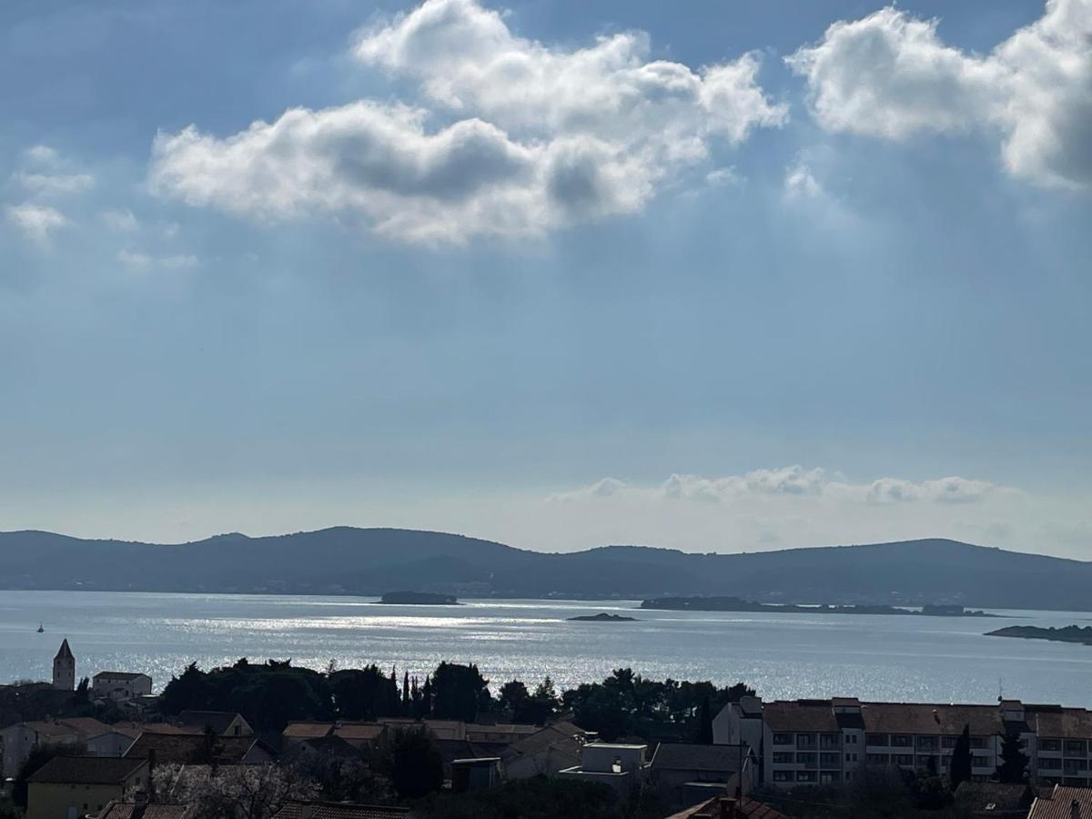 Sea Bay View Apartment - Appartement Avec Piscine Et Magnifique Vue Sur Mer Sveti Filip i Jakov Dış mekan fotoğraf